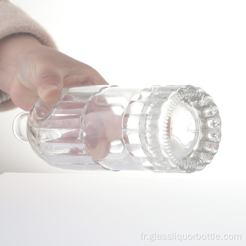 Bouteille en verre de lait de thé à jus de café